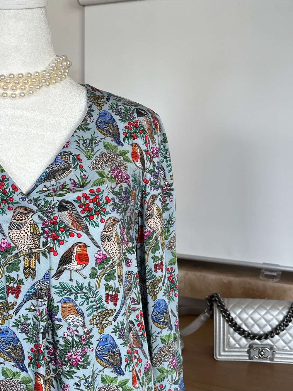 J.Jill S Bird Botanical Print Top Blouse 3/4 Sleeve EcoVero Viscose Old Money - Picture 4 of 13